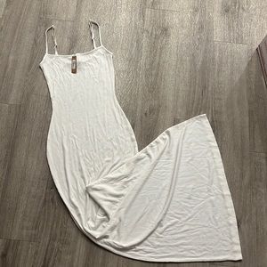 SKIMS Long White Slip Dress in Sz M